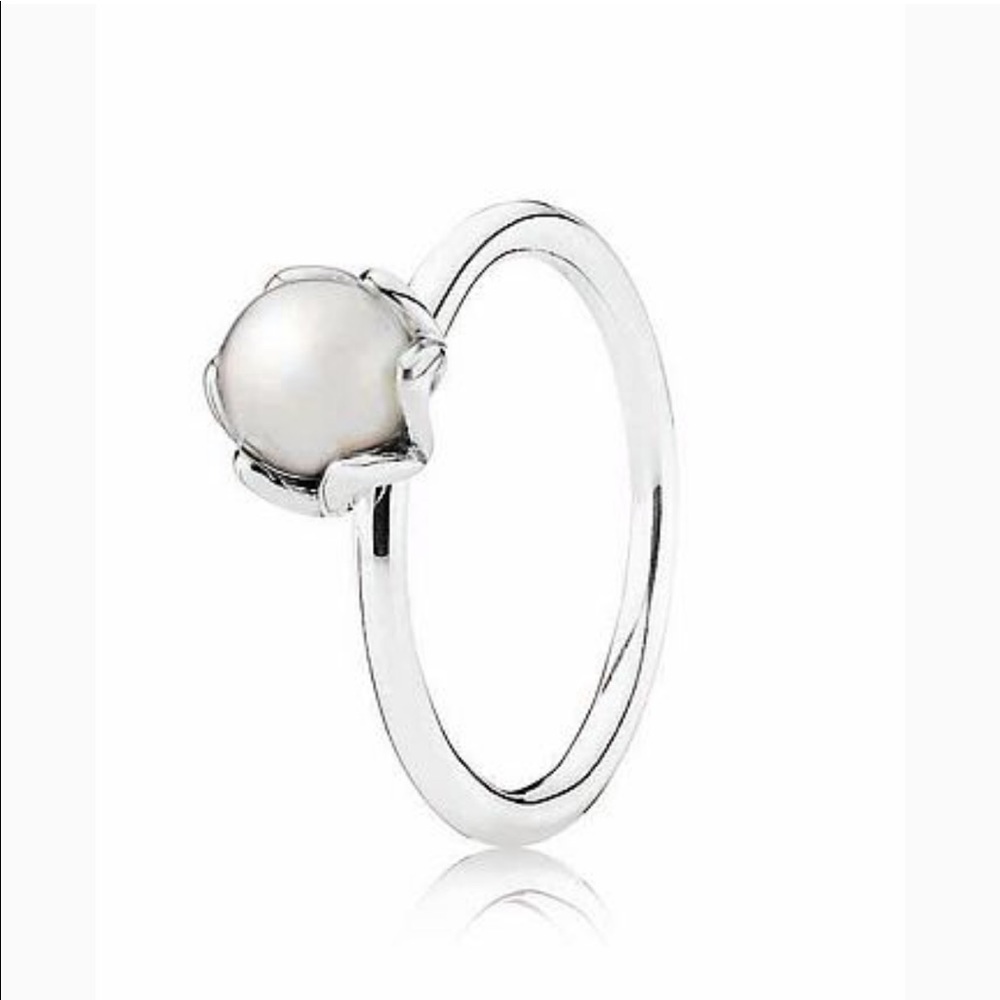 RETIRED PANDORA!! White Cultured Pearl Ring